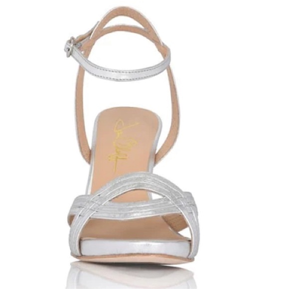 NEW JOAN OLOFF GALA SILVER METALLIC LUX NAPPA Size 9.5 - Picture 12 of 16